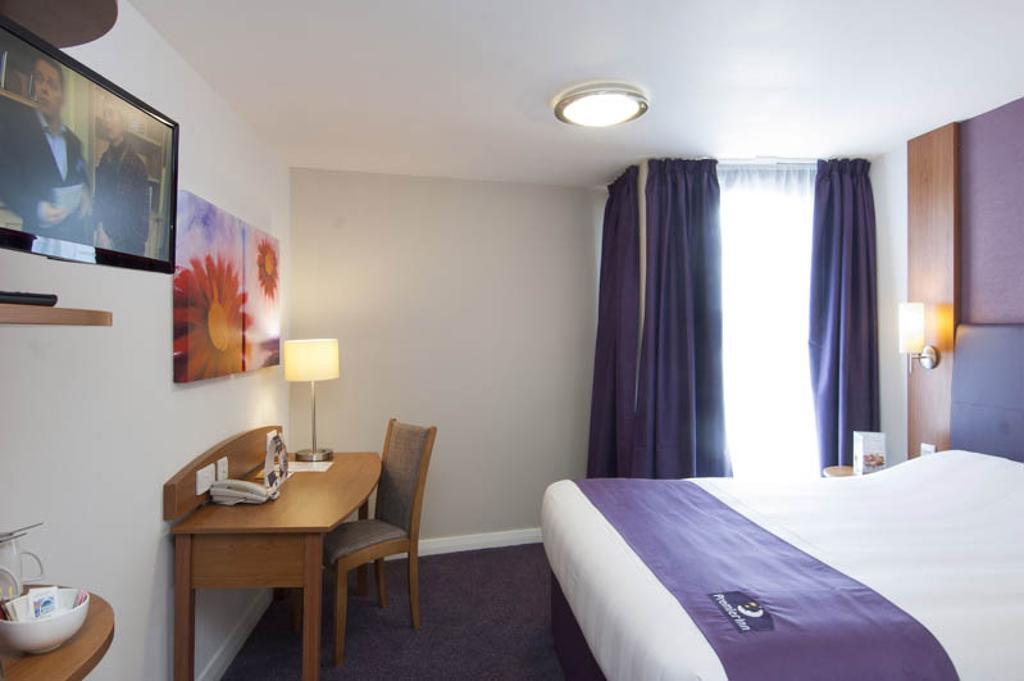 Premier Inn Edinburgh Dalkeith Δωμάτιο φωτογραφία