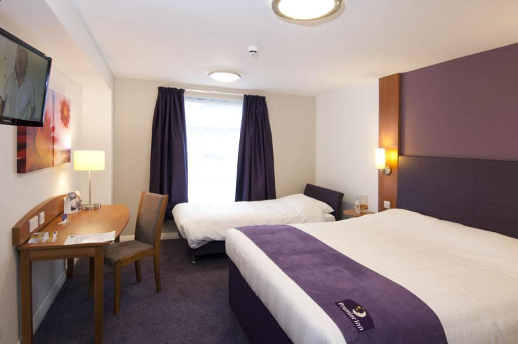 Premier Inn Edinburgh Dalkeith Δωμάτιο φωτογραφία