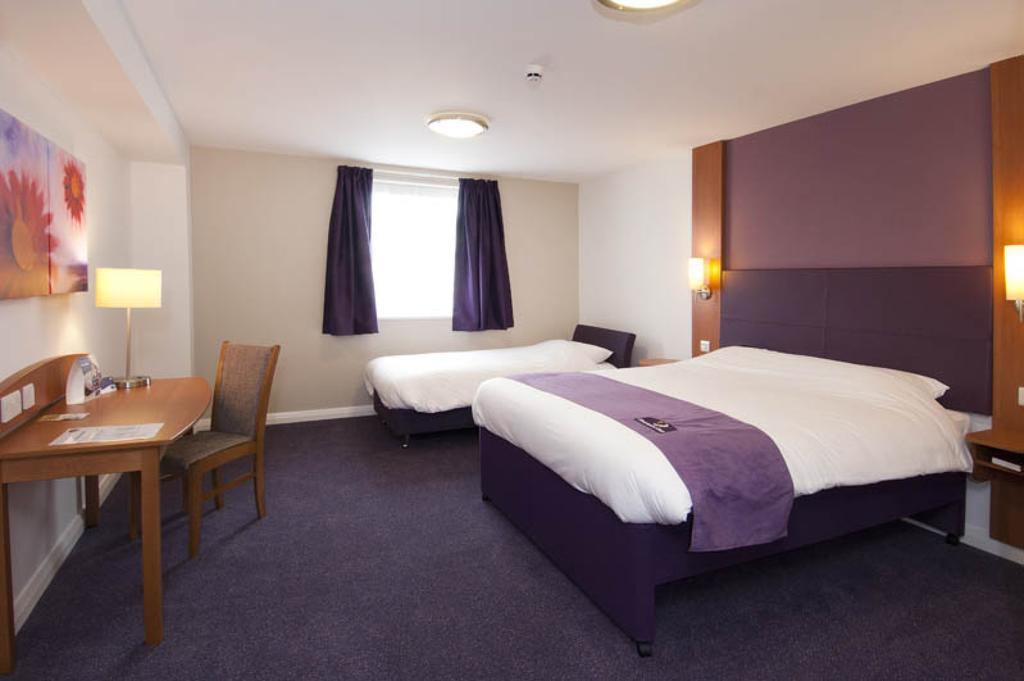 Premier Inn Edinburgh Dalkeith Δωμάτιο φωτογραφία